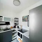 Deephouse, Casa Con Giardino Vicino Al Mare * فياريجيو
