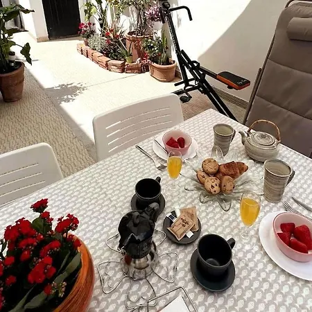 Deephouse, Casa Con Giardino Vicino Al Mare * В'яреджо