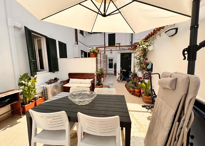 Deephouse, Casa Con Giardino Vicino Al Mare Holiday home *