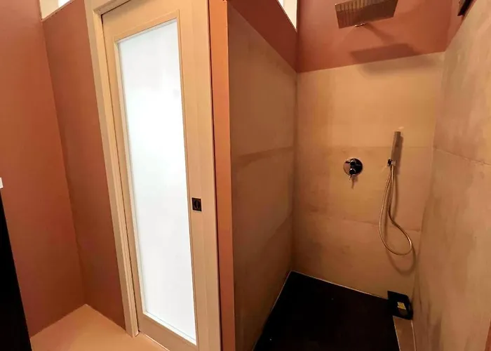 Deephouse, Casa Con Giardino Vicino Al Mare